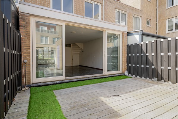 Medium property photo - Houtzagerssingel 120, 2512 XJ Den Haag